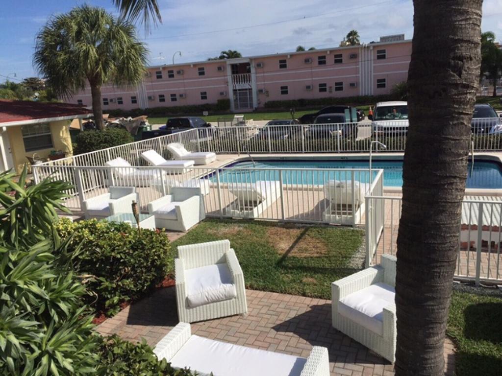 Luna Paradise By The Sea Aparthotel Lauderdale-by-the-Sea Exterior photo