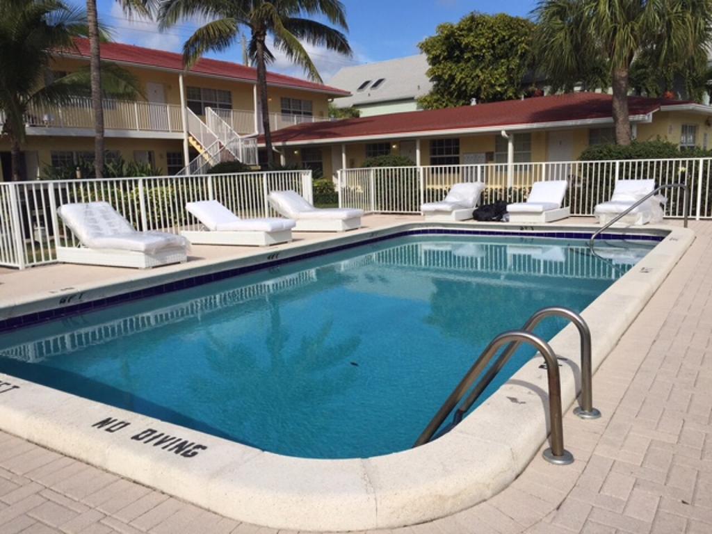 Luna Paradise By The Sea Aparthotel Lauderdale-by-the-Sea Exterior photo