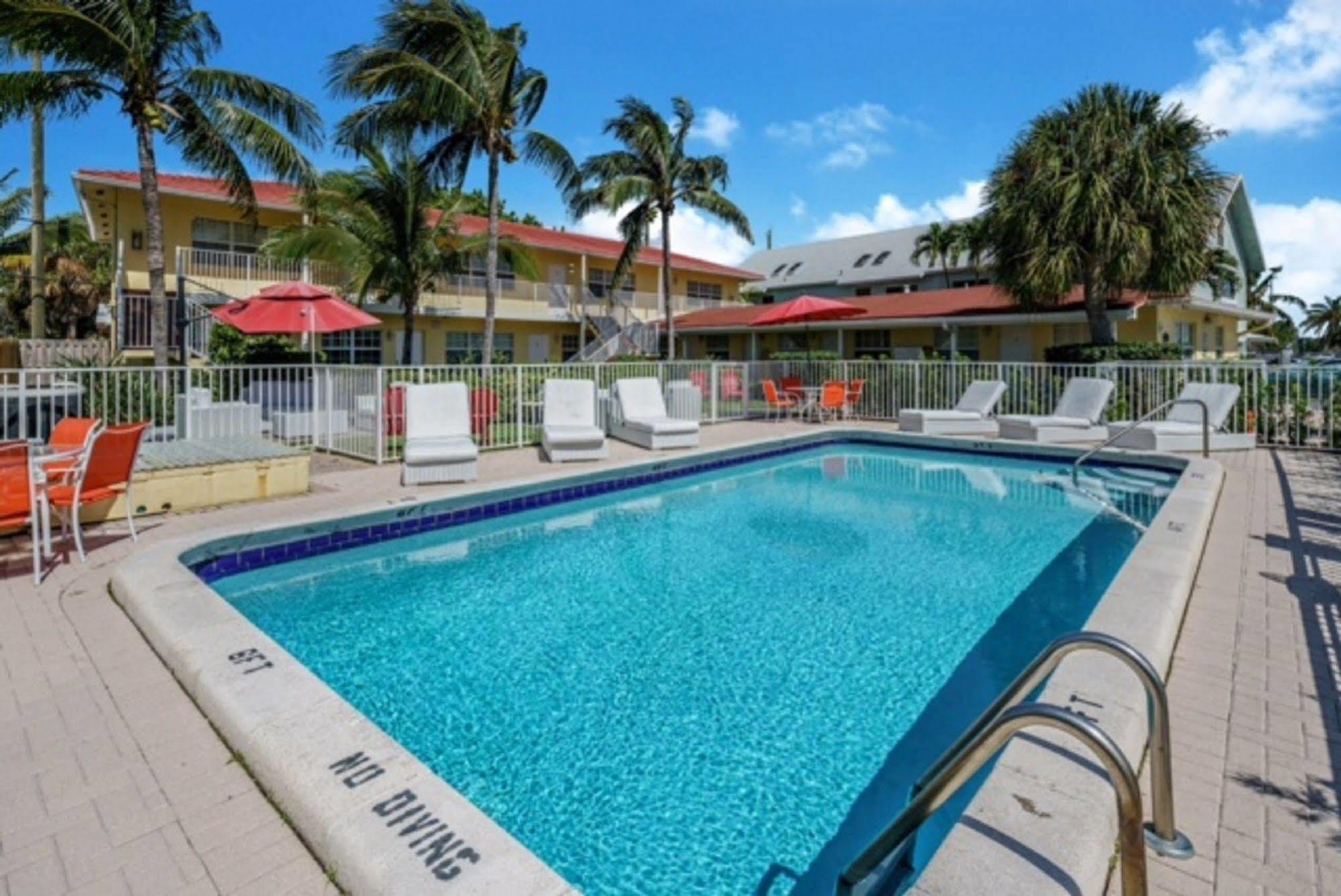 Luna Paradise By The Sea Aparthotel Lauderdale-by-the-Sea Exterior photo